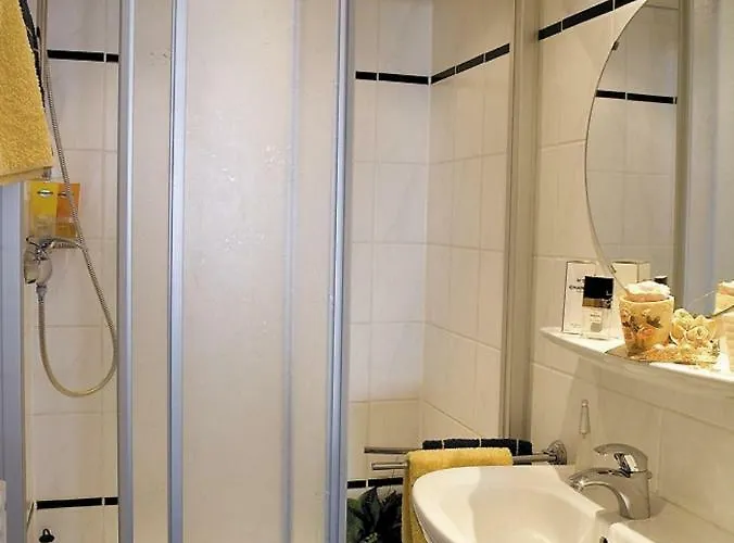 Zur Alten Post Inkl Meinecardplus 아파트 *